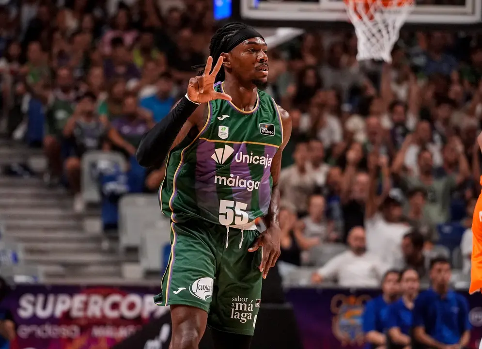 Kendrick Perry celebrando un triple / Unicaja en X