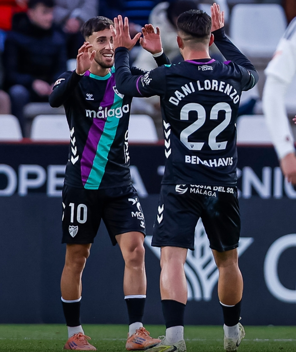 David Larrubia y Dani Lorenzo celebrando / M&aacute;laga CF