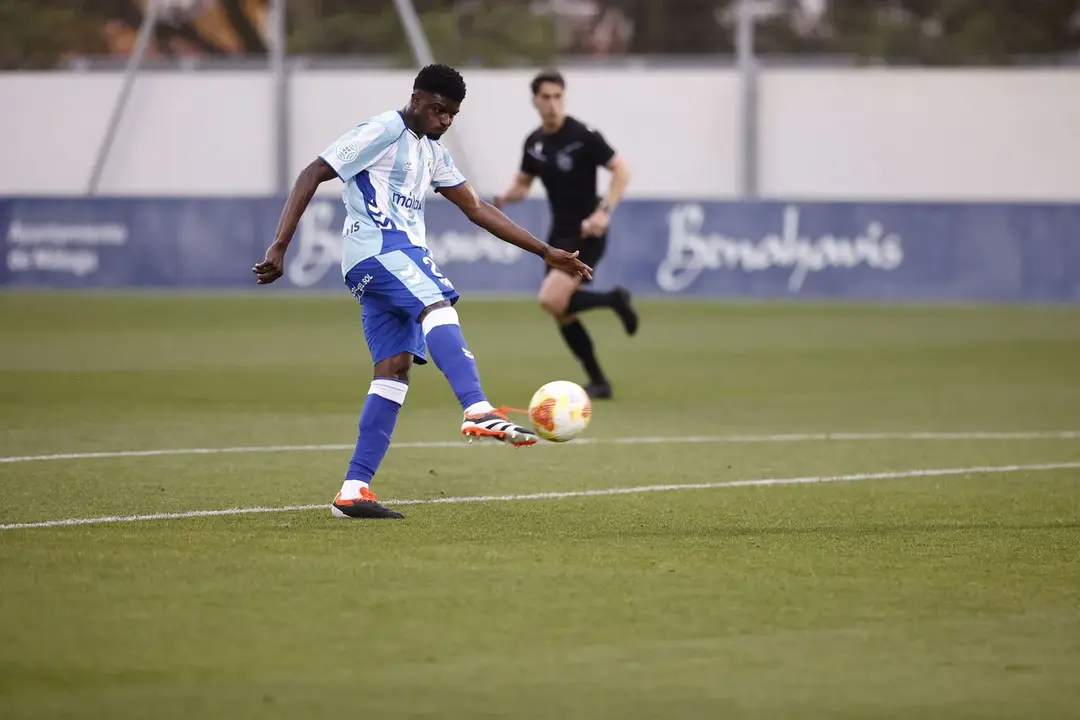 Moussa Diarra vuelve a jugar un a&ntilde;o despu&eacute;s en la derrota del Atl&eacute;tico Malague&ntilde;o (1-2) ante el Xerez / Foto: M&aacute;laga Hoy
