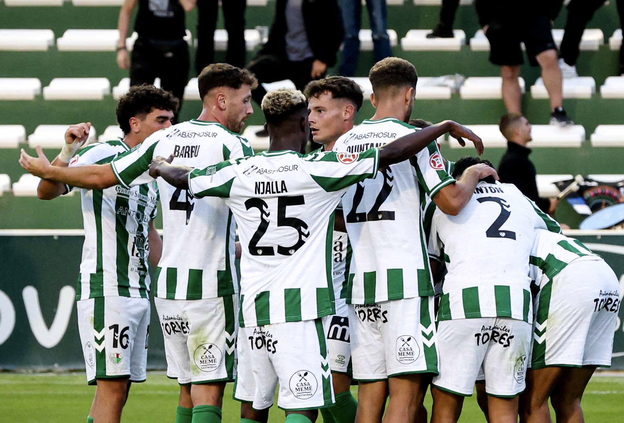 El Antequera celebrando un gol / Foto: Antequera CF